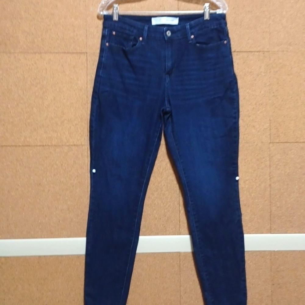 LEVI'S SIGNATURE MIDRISE SKINNY JEANS SIZE 10M 3O/30 DEMIN BLUE